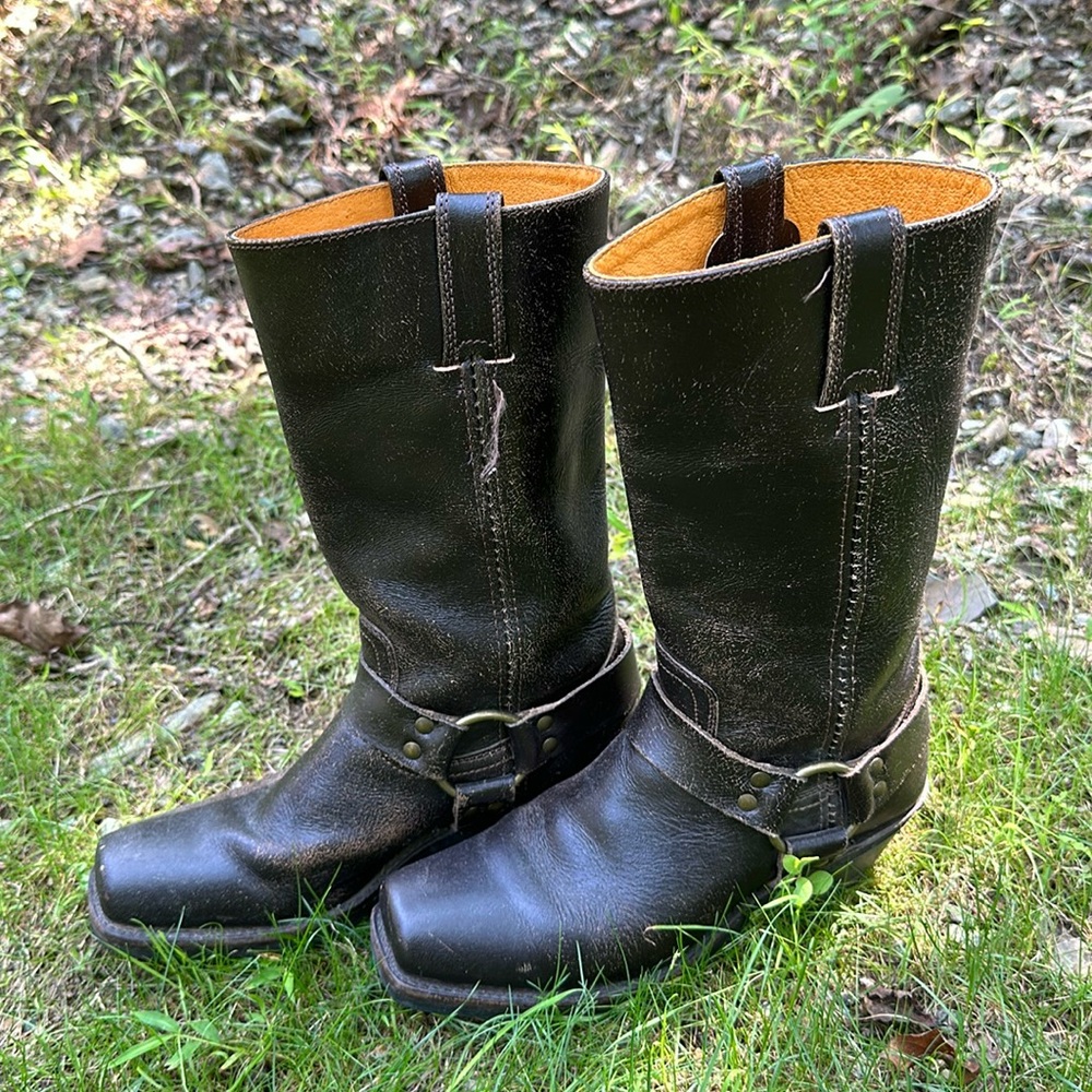 Frye crackle brown leather tall harness boots